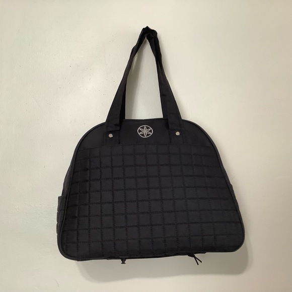 GAIAM Bags Gaiam Black Metro Yoga Gym Bag Poshmark
